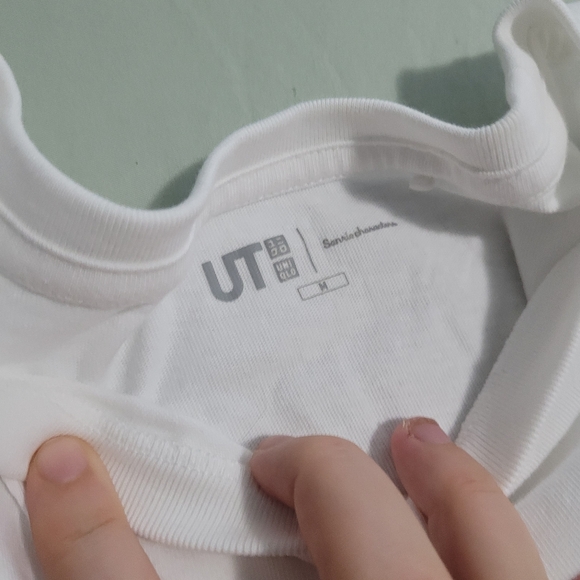 π Uniqlo SANRIO CHARACTERS UT (Short Sleeve Graphic T-Shirt) - Size M W - Picture 8 of 10